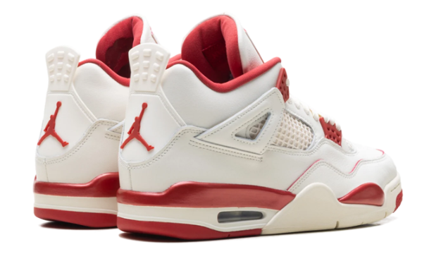 Air Jordan 4 WMNS “Valentine’s Day” (HV0823-108)