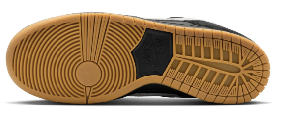 Nike Dunk Low Pro Sneakers - Black / White / Gum