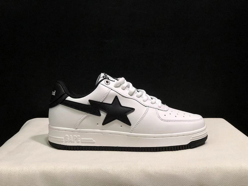 A BATHING APE BAPE STA Low-Top Sneakers – White & Black