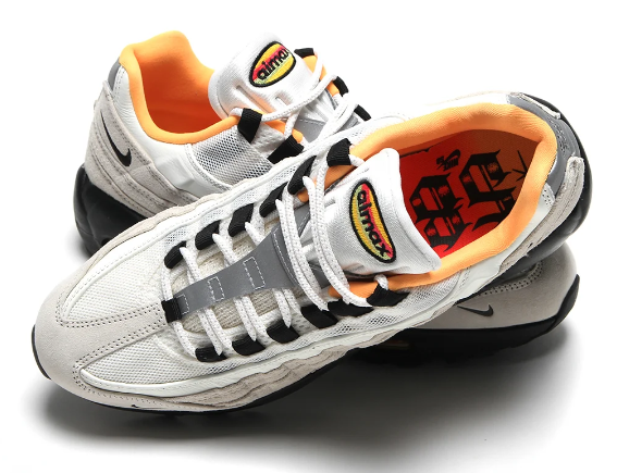 Nike SB Air Max 95 "FC Pack" Sneakers - Off-White / Black / Yellow